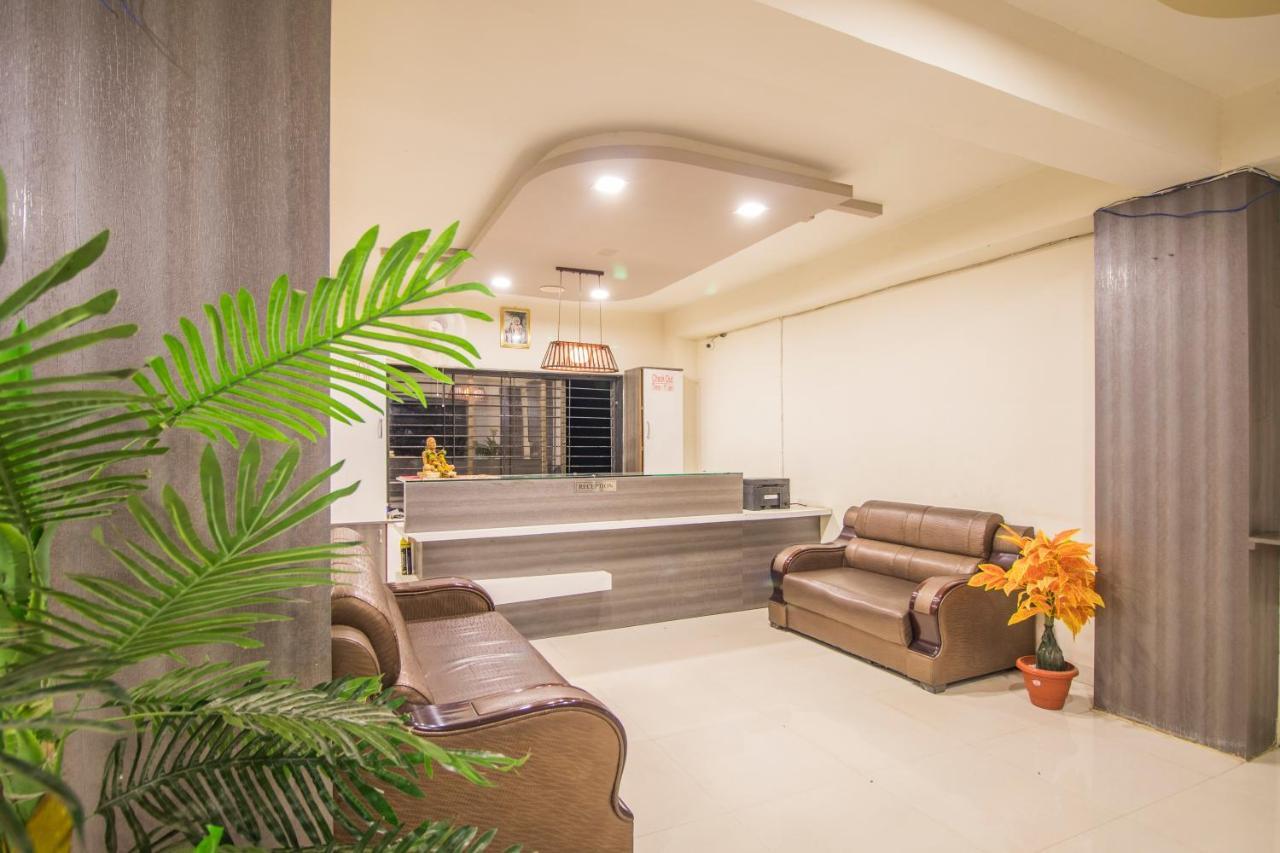 Hotel Yogiraj Palace Shegaon Екстер'єр фото