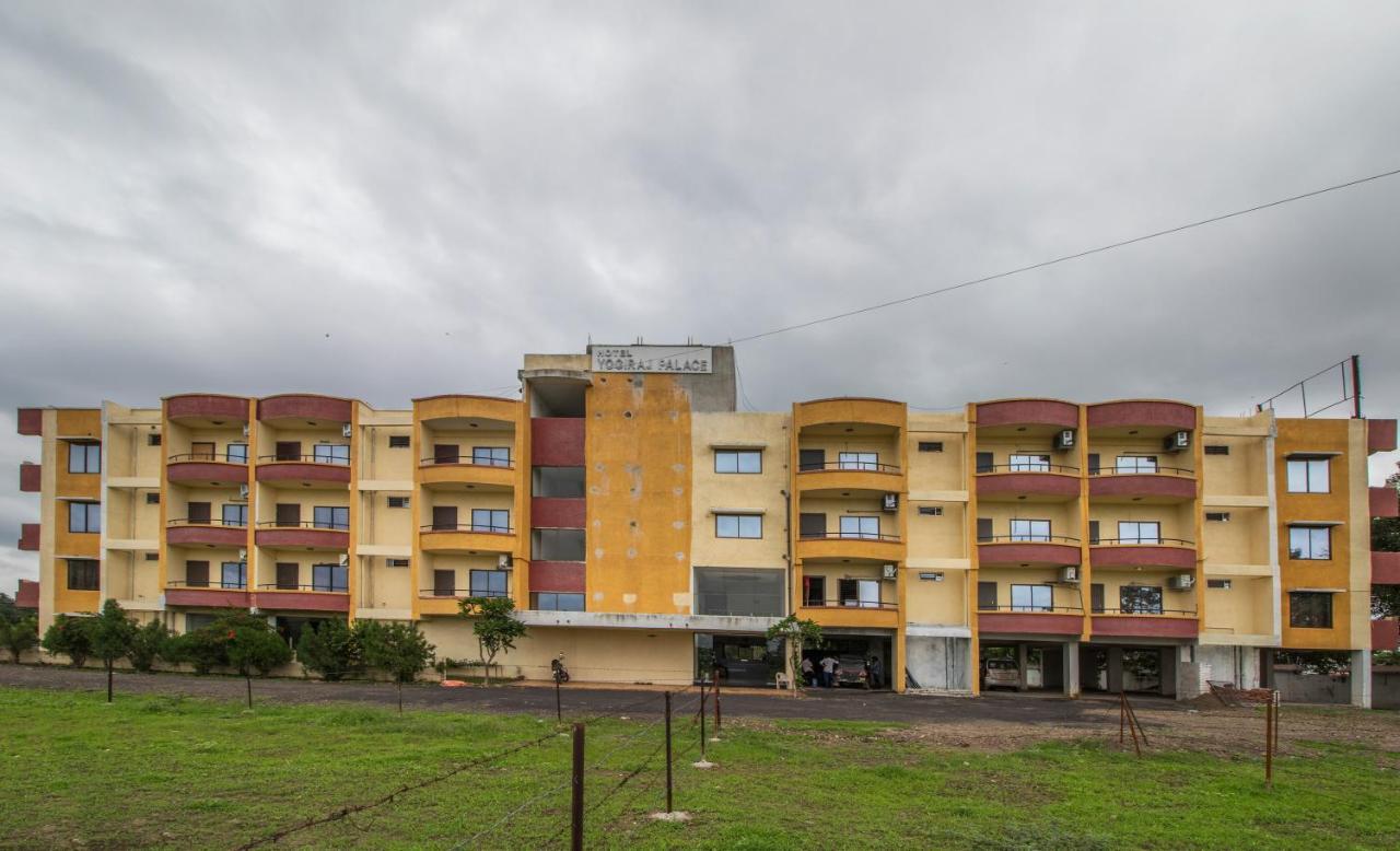 Hotel Yogiraj Palace Shegaon Екстер'єр фото